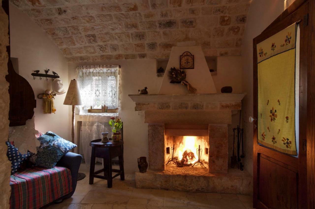 Aparthotel I Trulli Di Acquarossa Cisternino Exterior foto