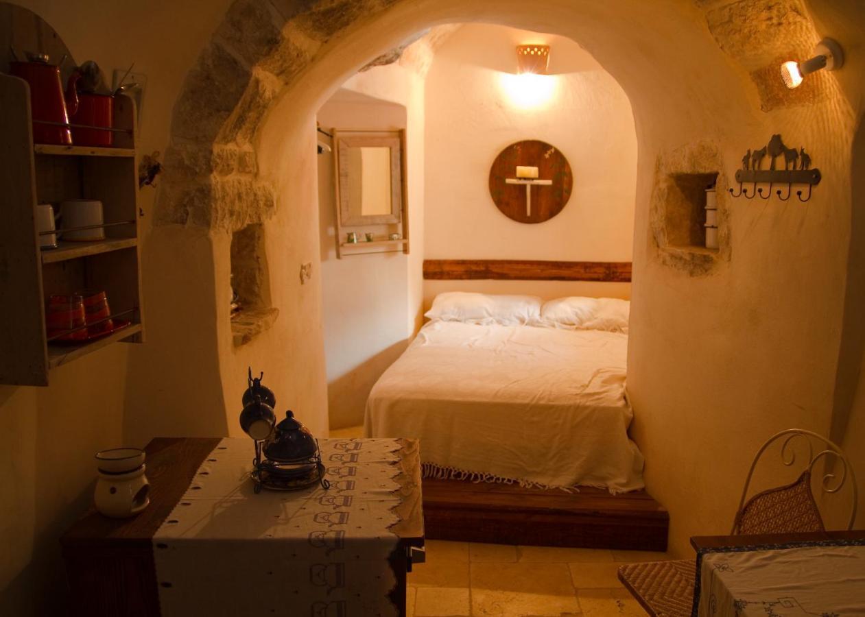 Aparthotel I Trulli Di Acquarossa Cisternino Exterior foto