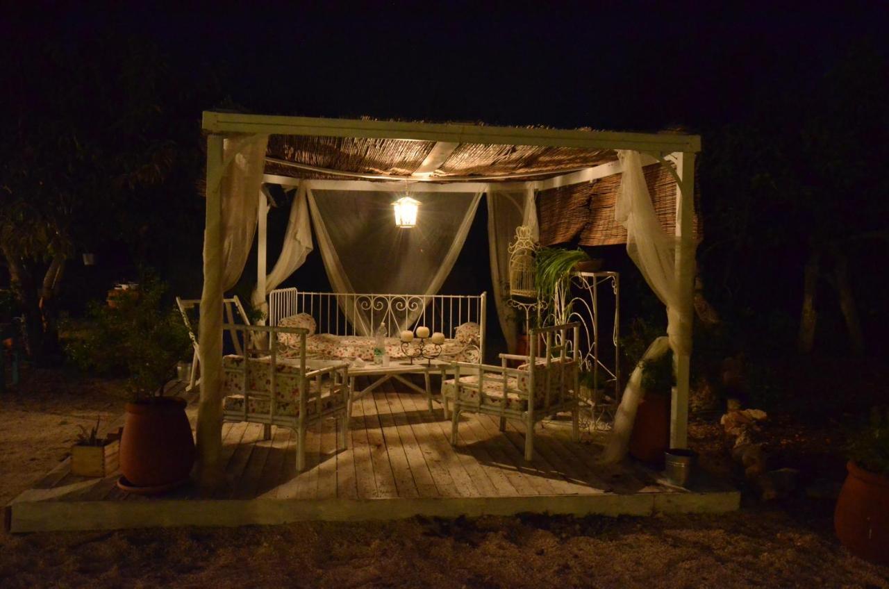 Aparthotel I Trulli Di Acquarossa Cisternino Exterior foto